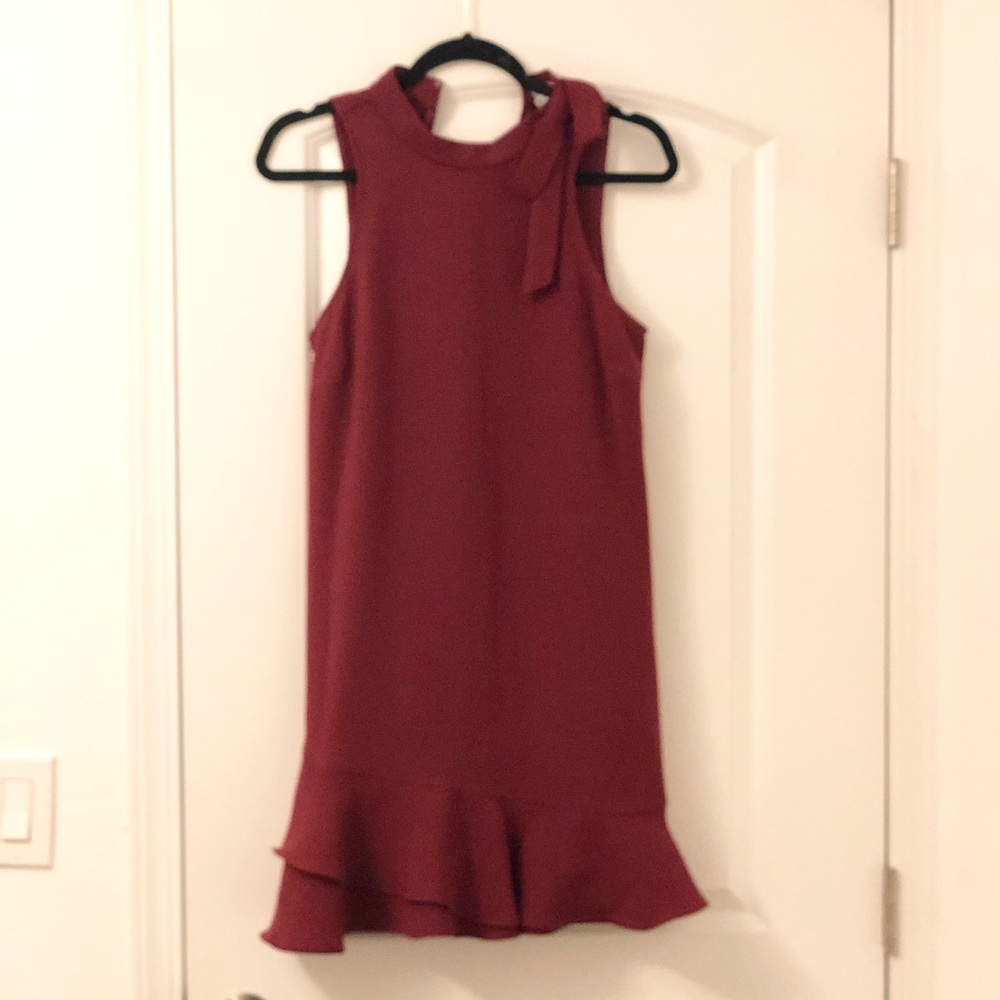 Beautiful burgundy dress, elevated neckline & bow